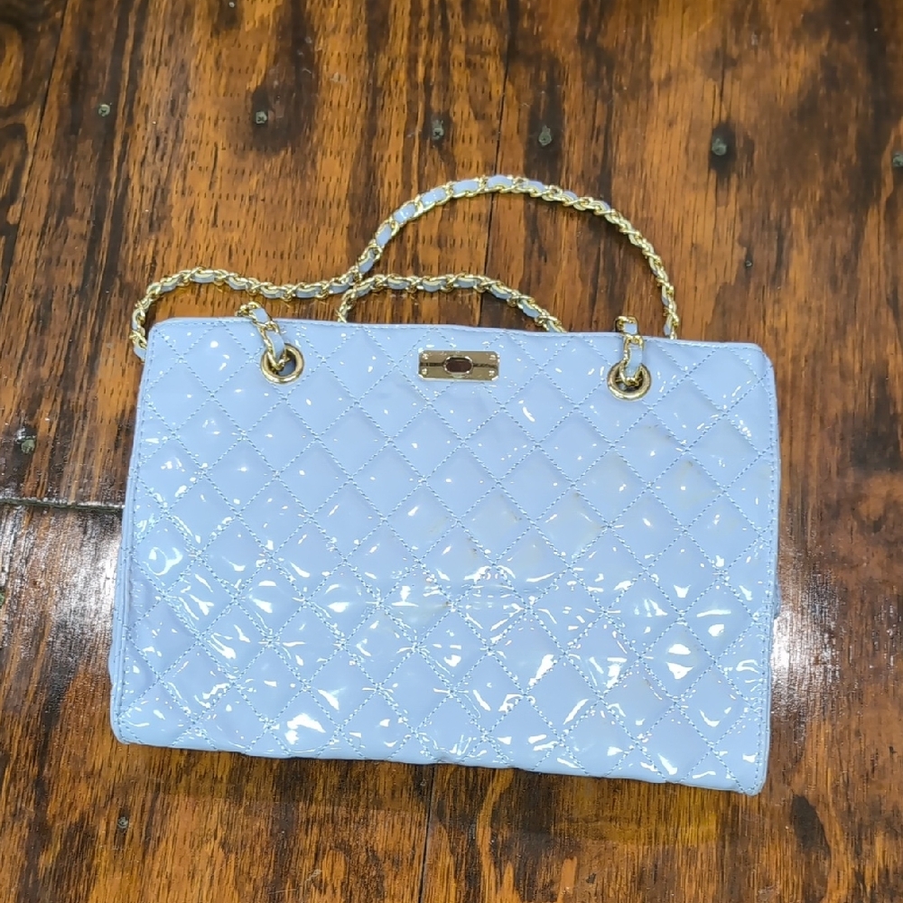 Source Unknown Glossy White Quilted Shoulder Bag